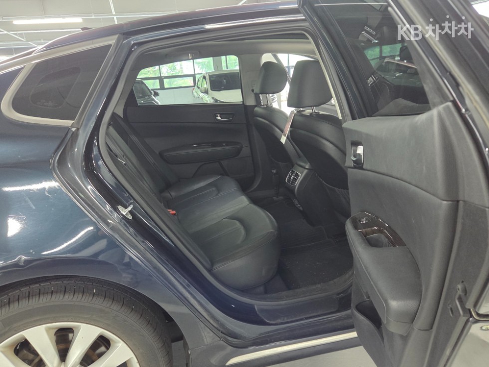 Kia K5 — miniaturë 17