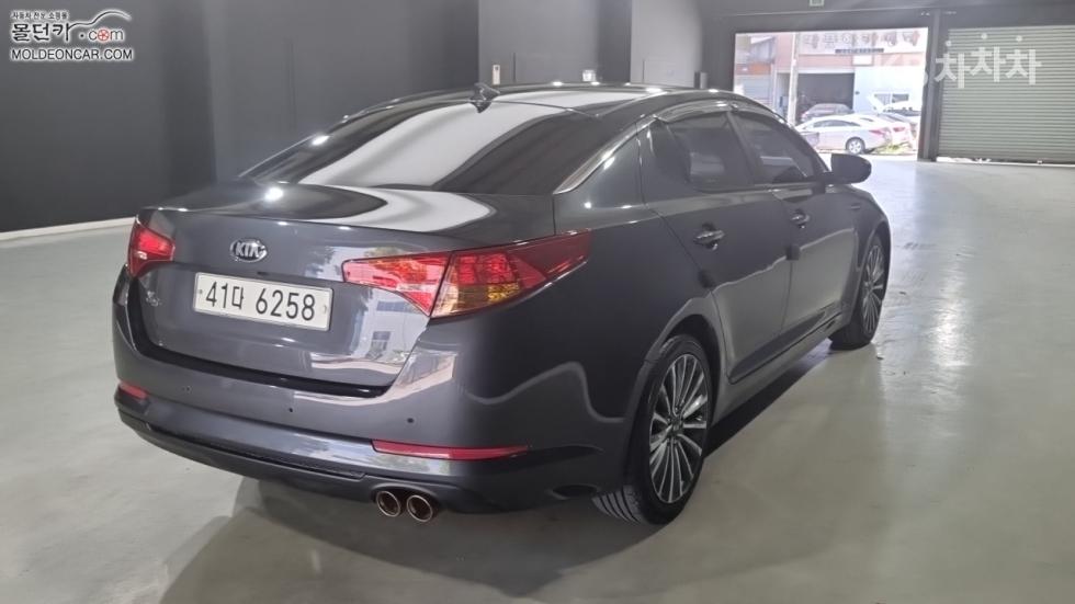 Kia K5 — miniaturë 2