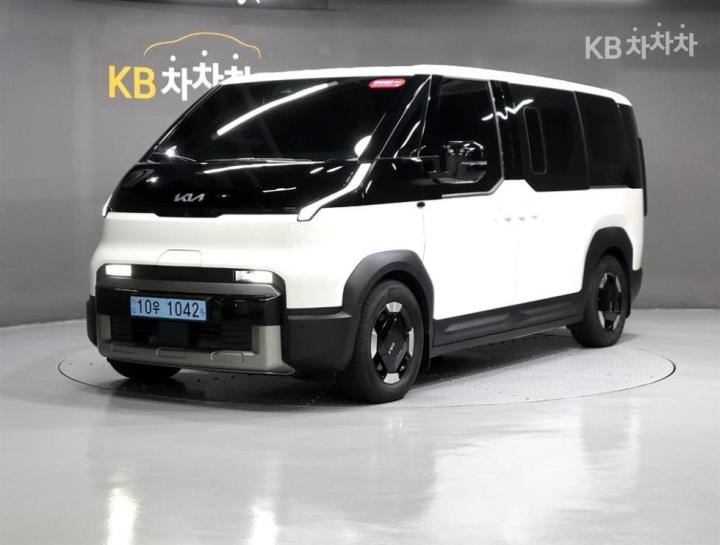 Kia PV5 Passenger 5 Seater Plus — foto 1