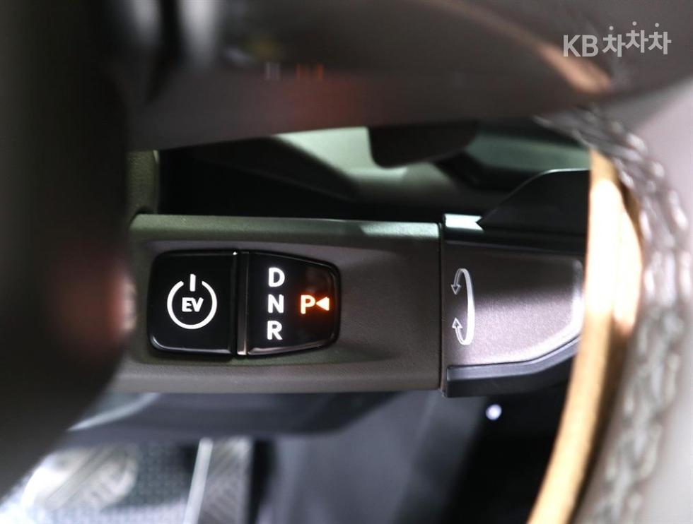 Kia PV5 — miniaturë 15