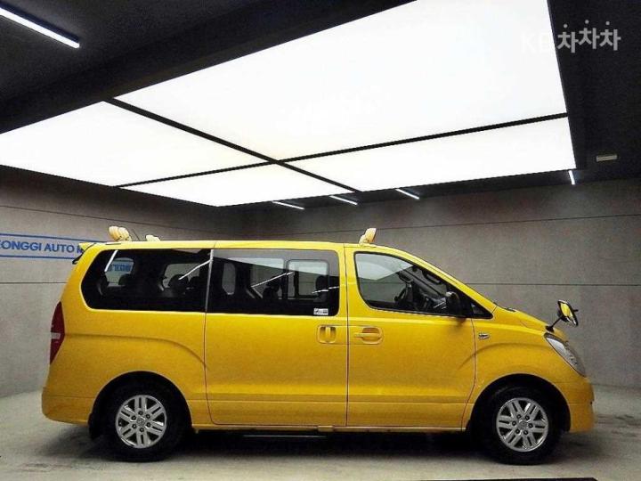 Hyundai Starex — miniaturë 2