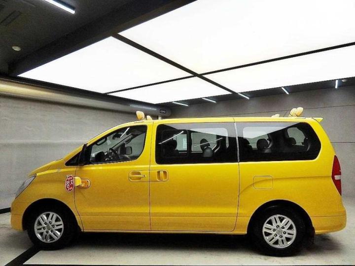 Hyundai Starex — miniaturë 4