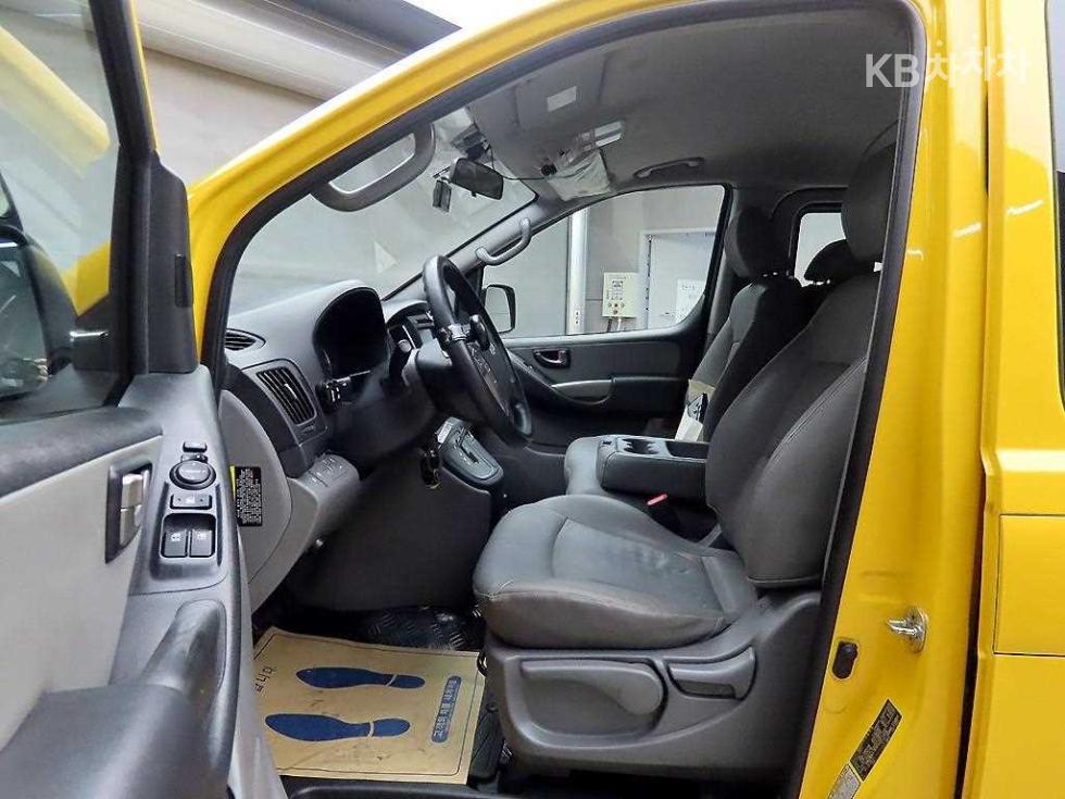 Hyundai Starex — miniaturë 5
