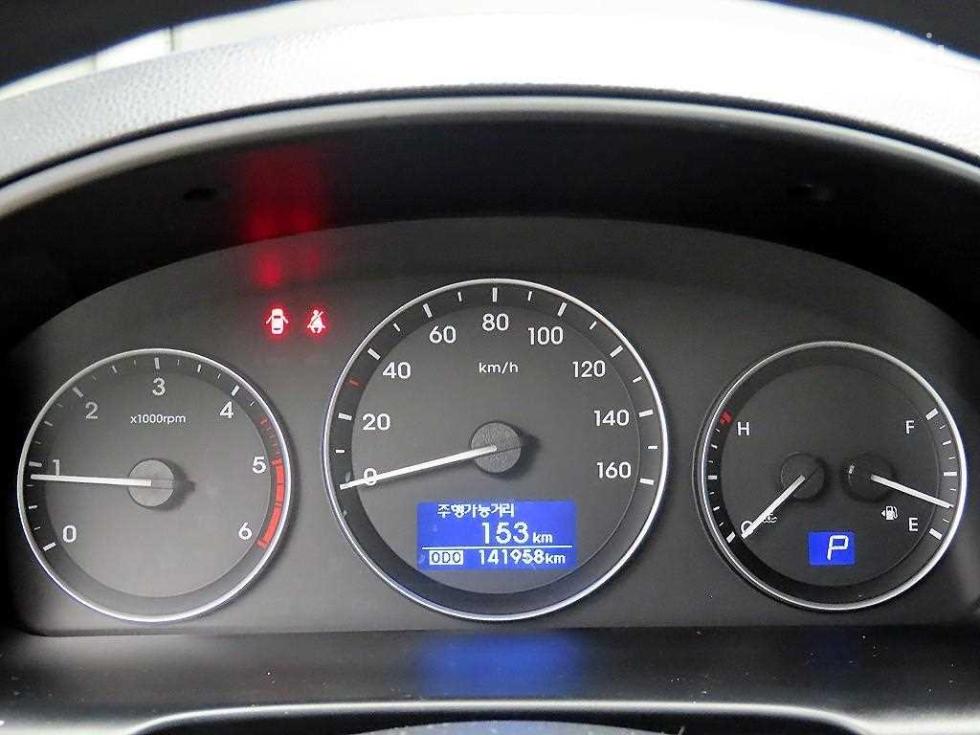 Hyundai Starex — miniaturë 8