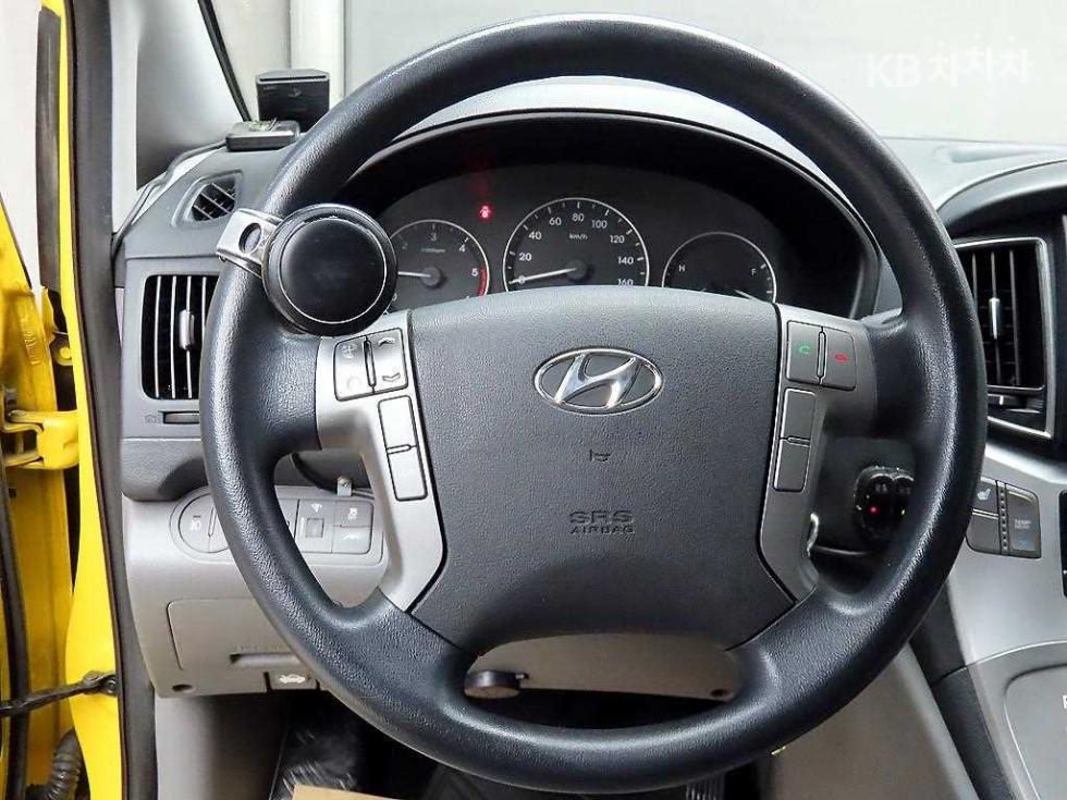 Hyundai Starex — miniaturë 9