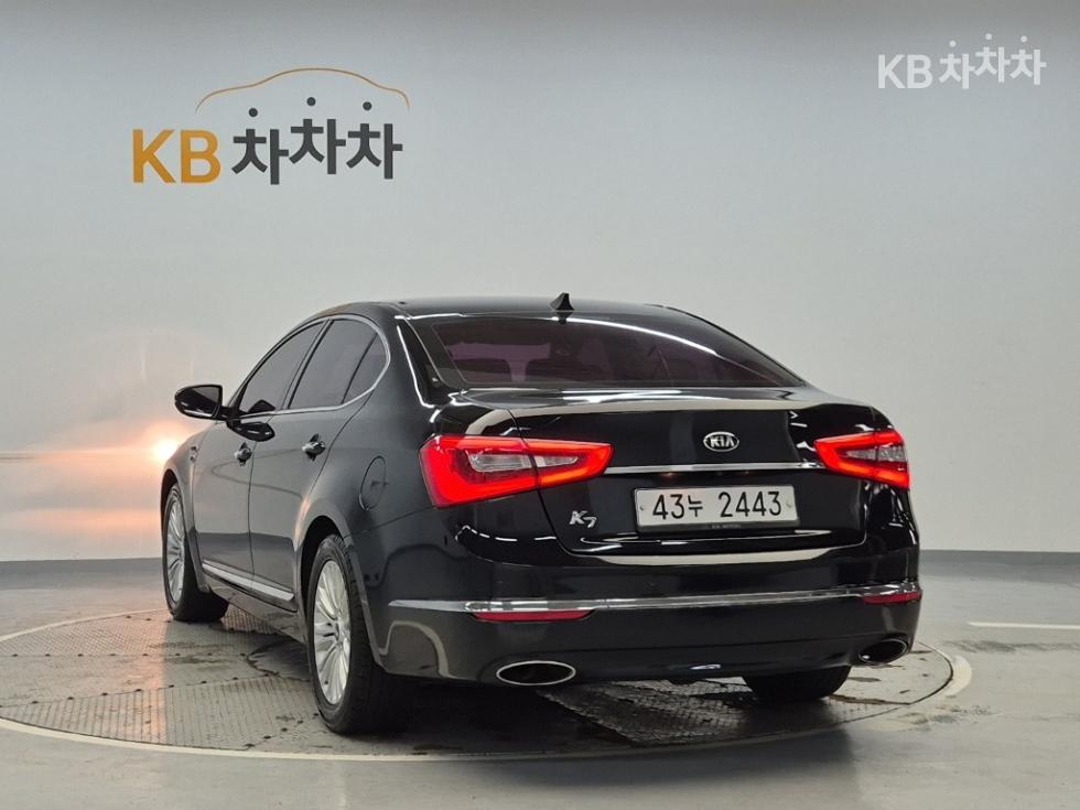 Kia K7 — miniaturë 2