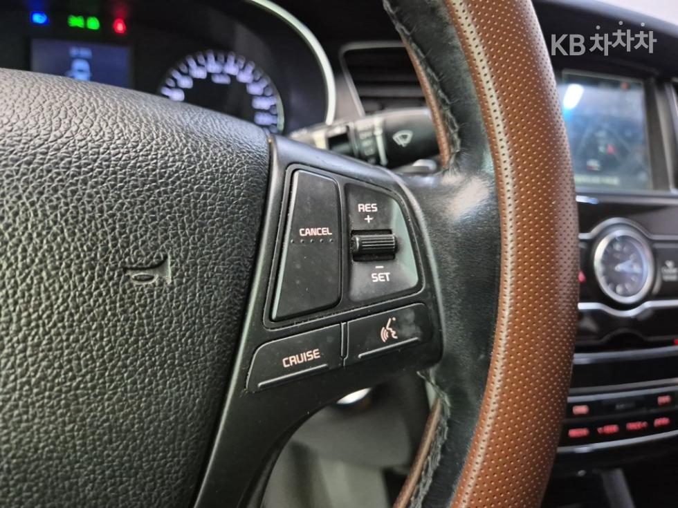 Kia K7 — miniaturë 15