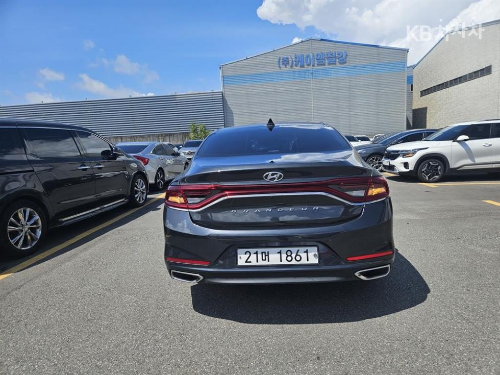 Hyundai Grandeur — miniaturë 4
