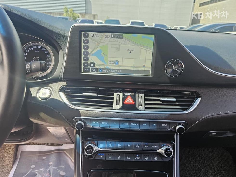 Hyundai Grandeur — miniaturë 9