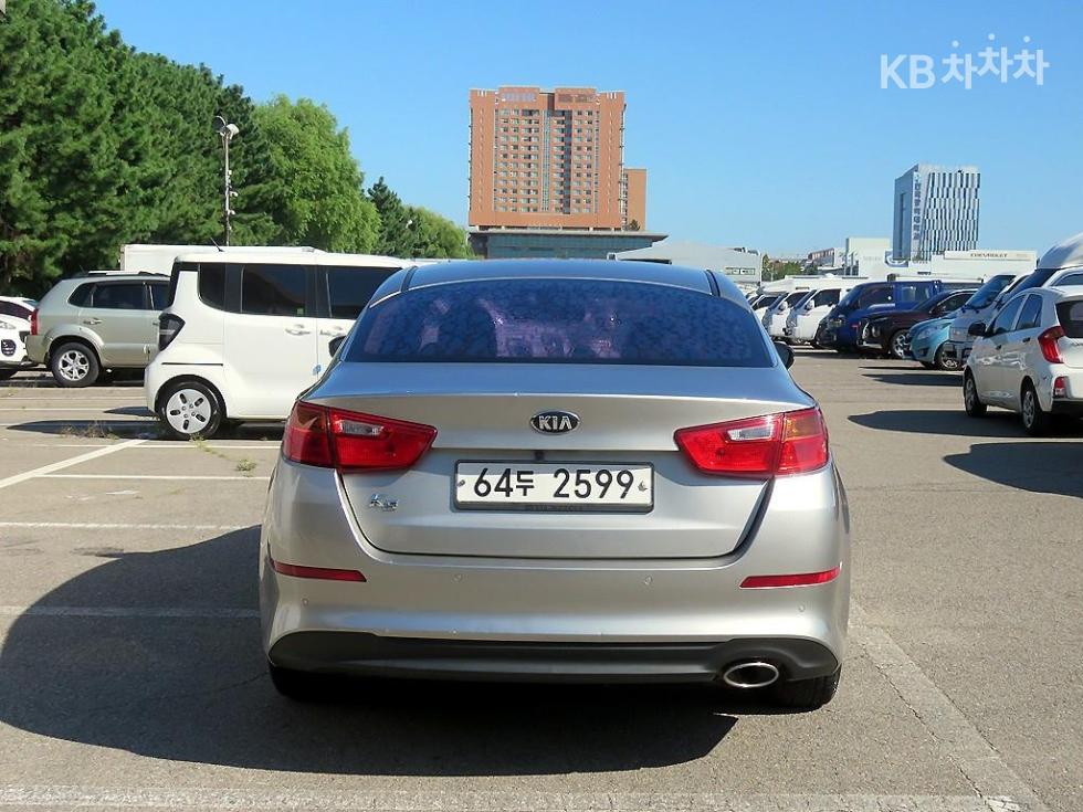 Kia K5 — miniaturë 3