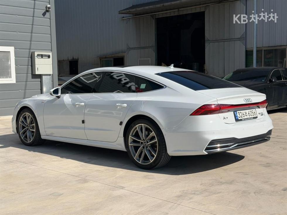 Audi A7 — miniaturë 4