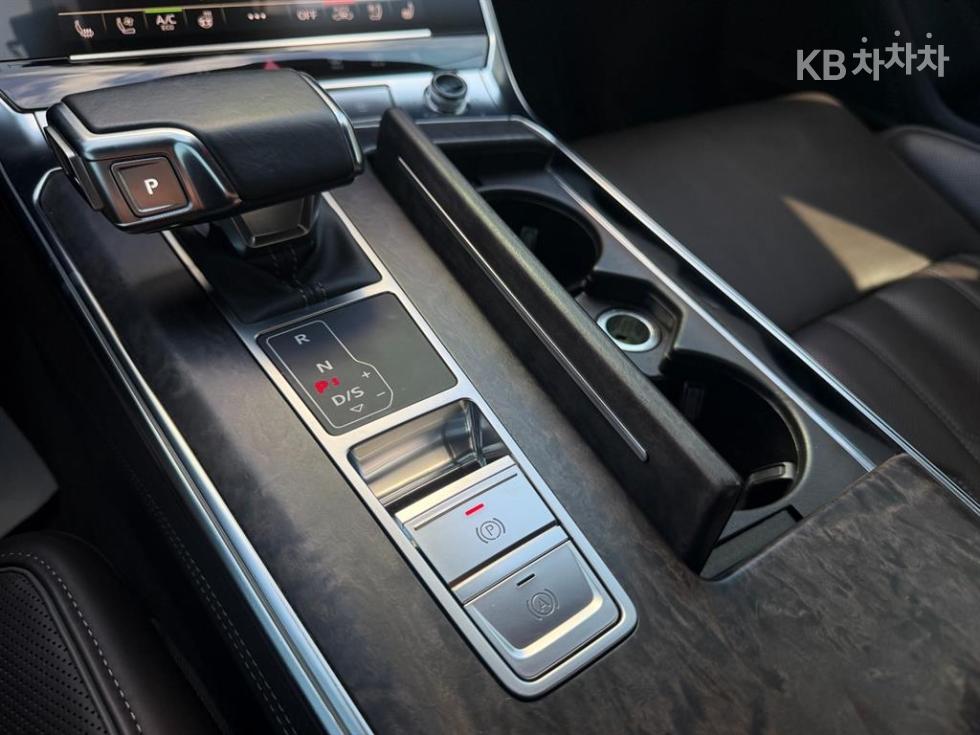 Audi A7 — miniaturë 13