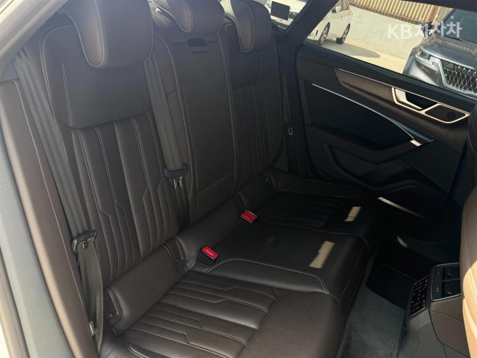 Audi A7 — miniaturë 18