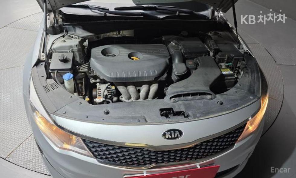 Kia K5 — miniaturë 6