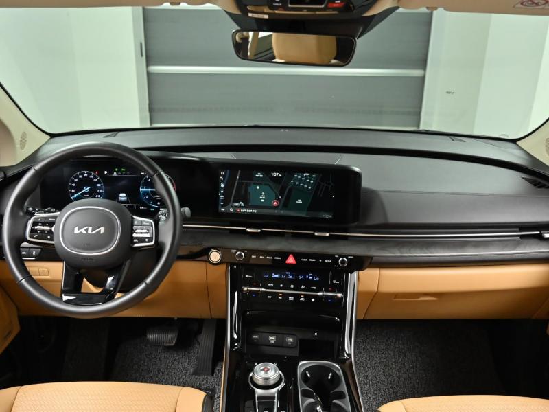 Kia Carnival — miniaturë 7