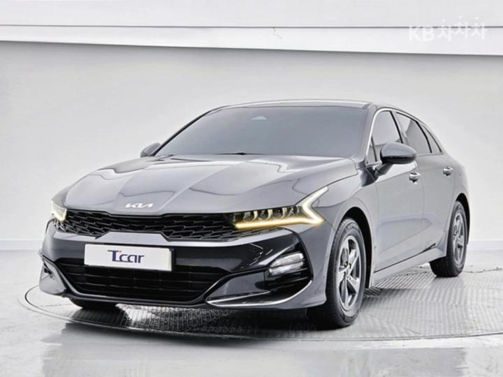Kia K5 2.0 LPI 렌터카 스탠다드 — foto 1