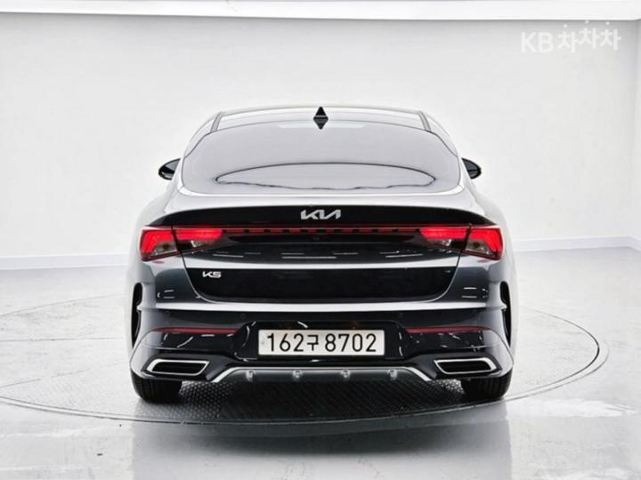 Kia K5 — miniaturë 4