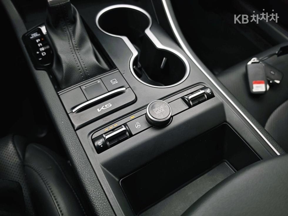 Kia K5 — miniaturë 14