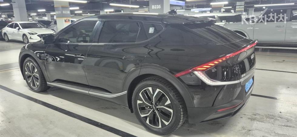 Kia EV6 — miniaturë 4
