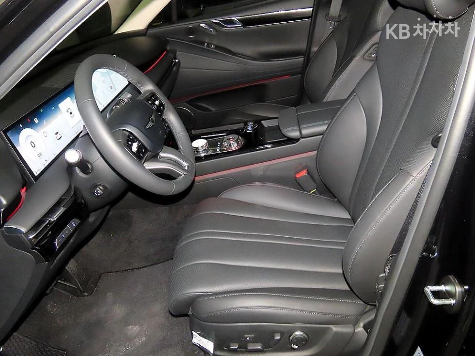 Genesis G80 — miniaturë 6