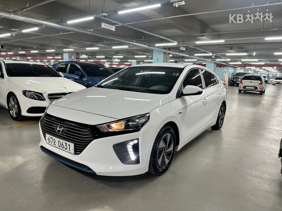 Hyundai Ioniq
