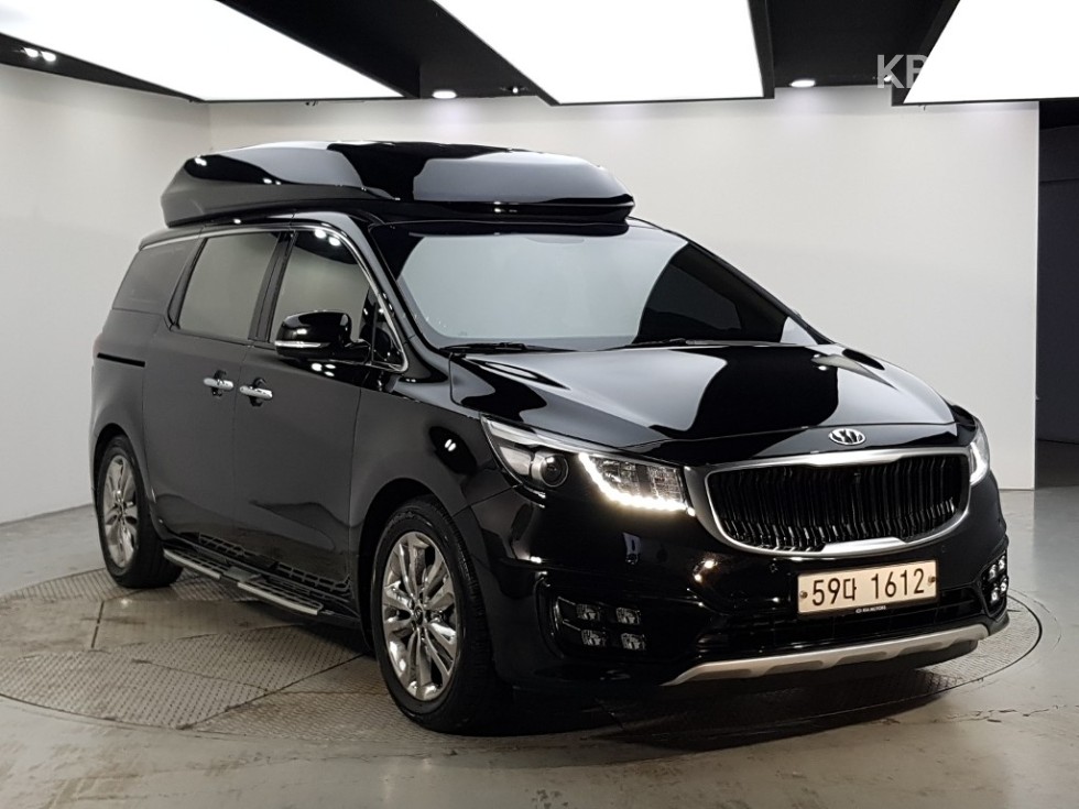 Kia Carnival — miniaturë 2