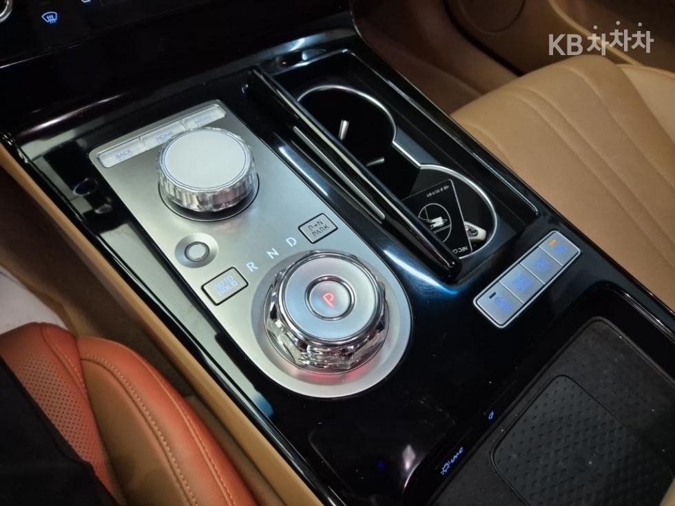 Genesis G80 — miniaturë 8