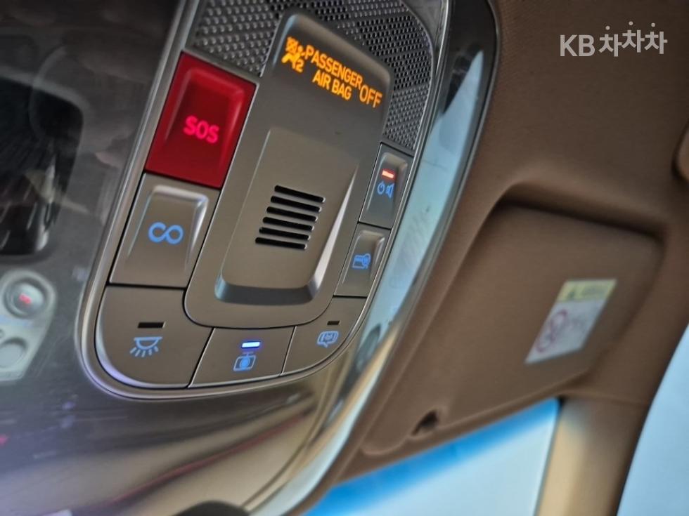 Genesis G80 — miniaturë 17
