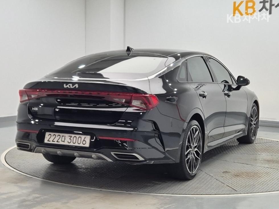Kia K5 — miniaturë 3