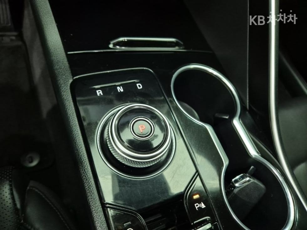 Kia K5 — miniaturë 8