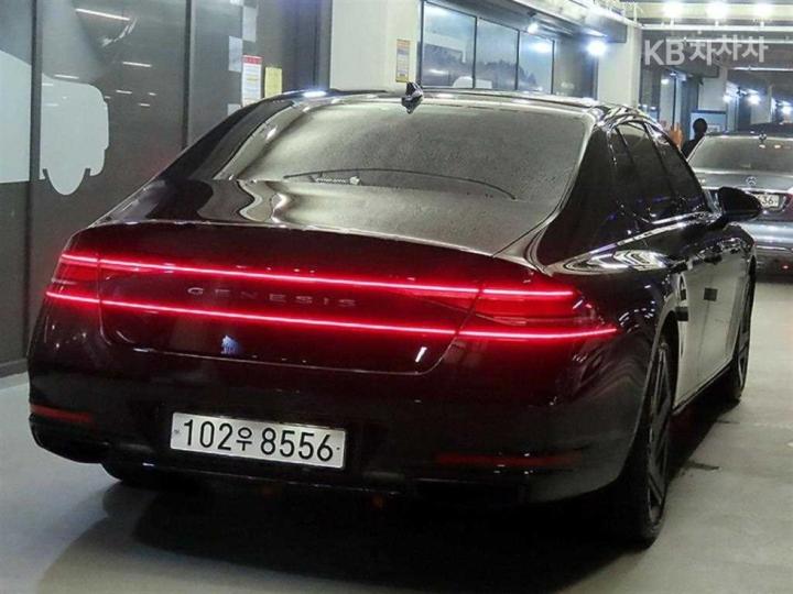 Genesis G90 — miniaturë 4