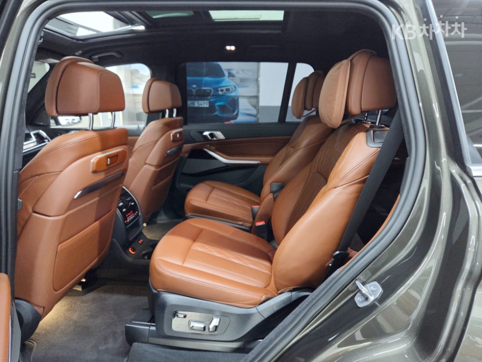 BMW X7 — miniaturë 10