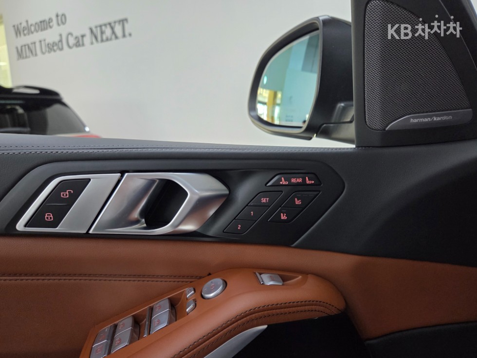 BMW X7 — miniaturë 17