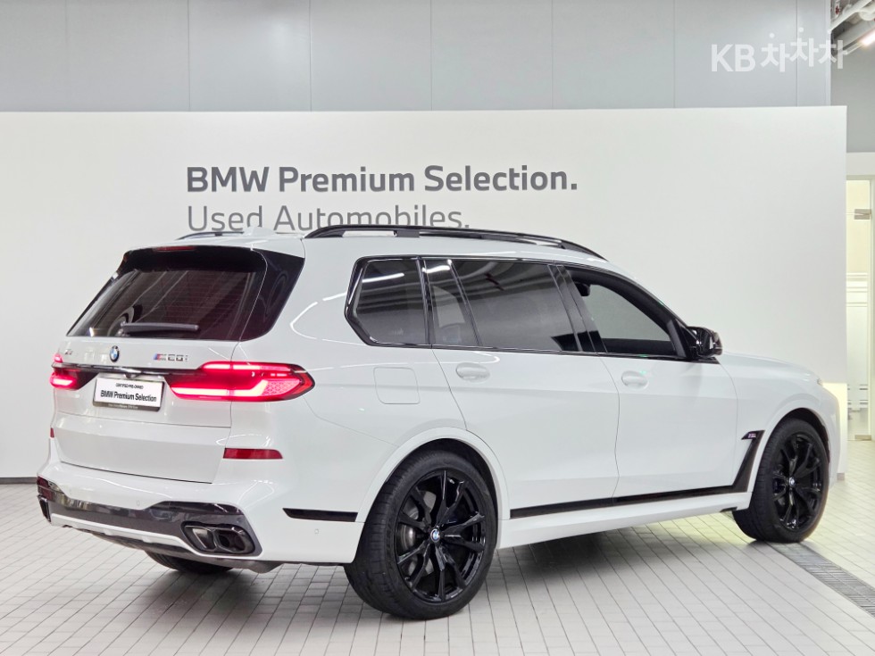 BMW X7 — miniaturë 4