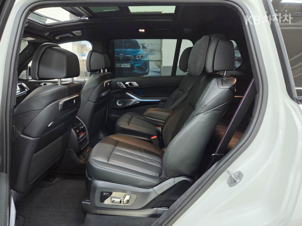 BMW X7 — miniaturë 10