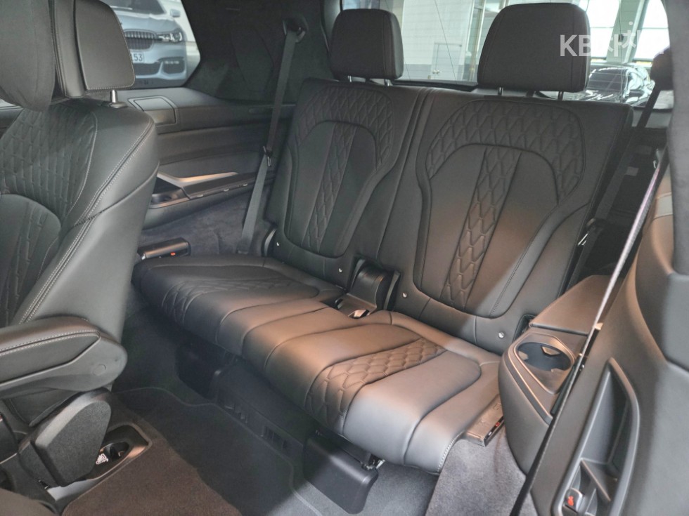 BMW X7 — miniaturë 12