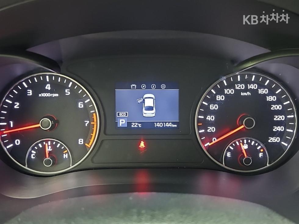Kia K5 — miniaturë 6