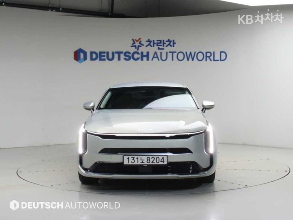 Kia K8 — miniaturë 3