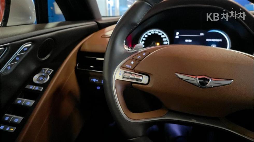 Genesis G80 — miniaturë 11