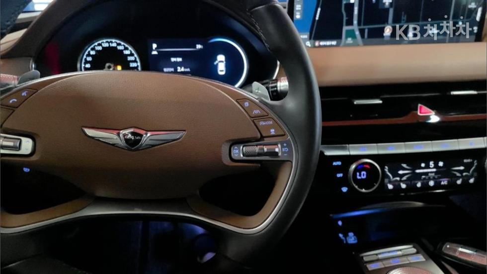 Genesis G80 — miniaturë 12