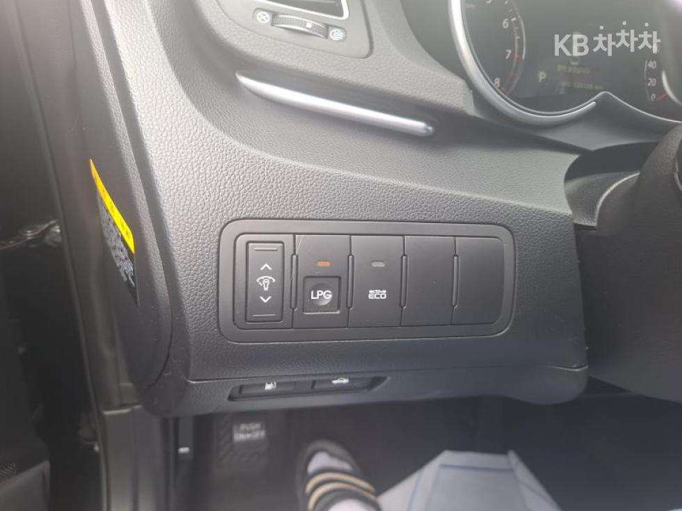 Kia K7 — miniaturë 7
