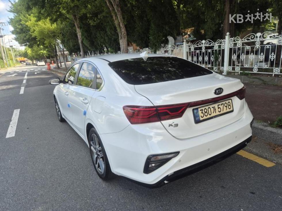 Kia K3 — miniaturë 3