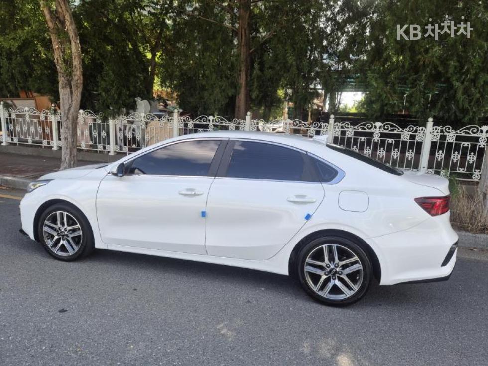 Kia K3 — miniaturë 5