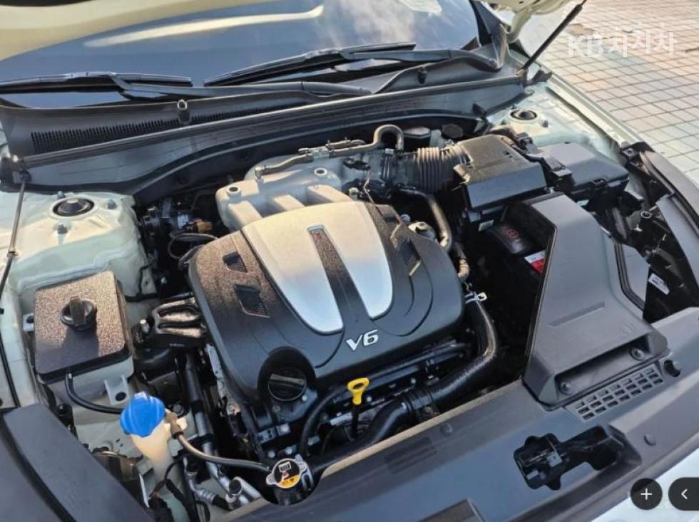 Kia K7 — miniaturë 9