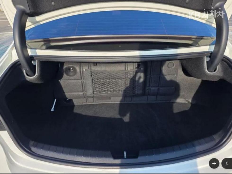Kia K7 — miniaturë 10