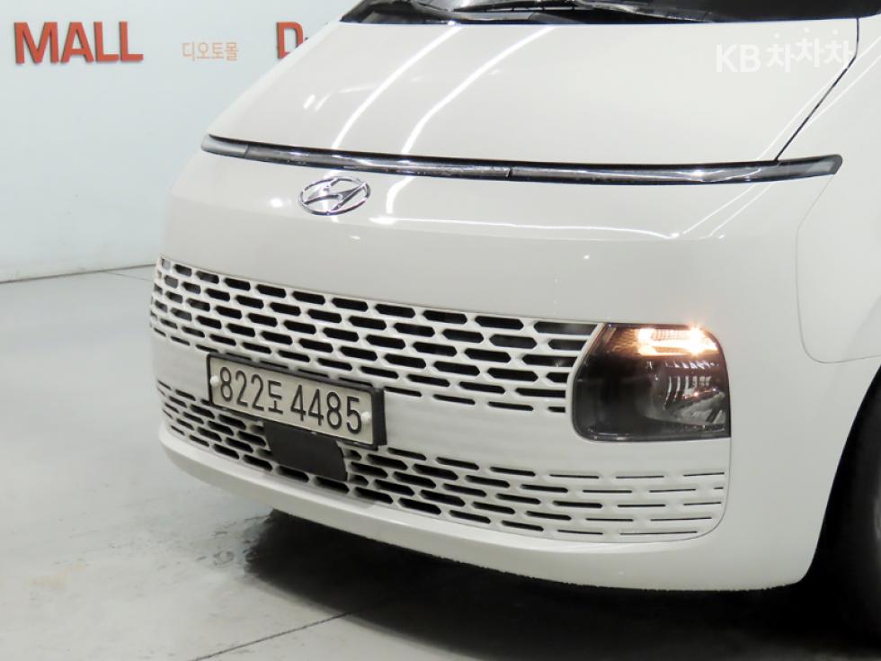 Hyundai Staria — miniaturë 16