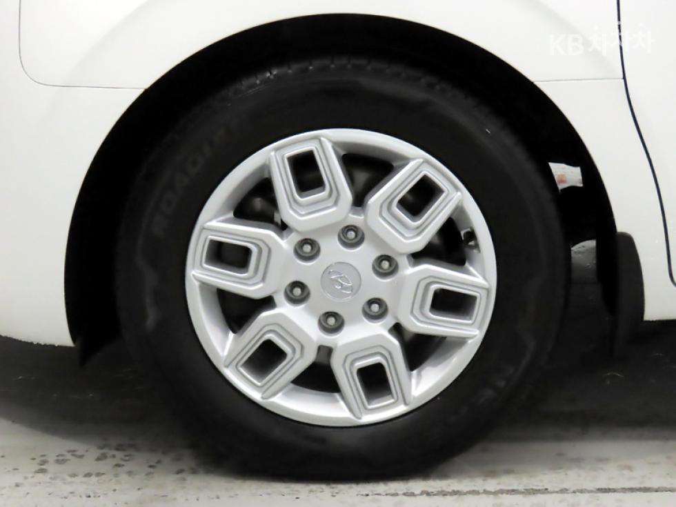 Hyundai Staria — miniaturë 20