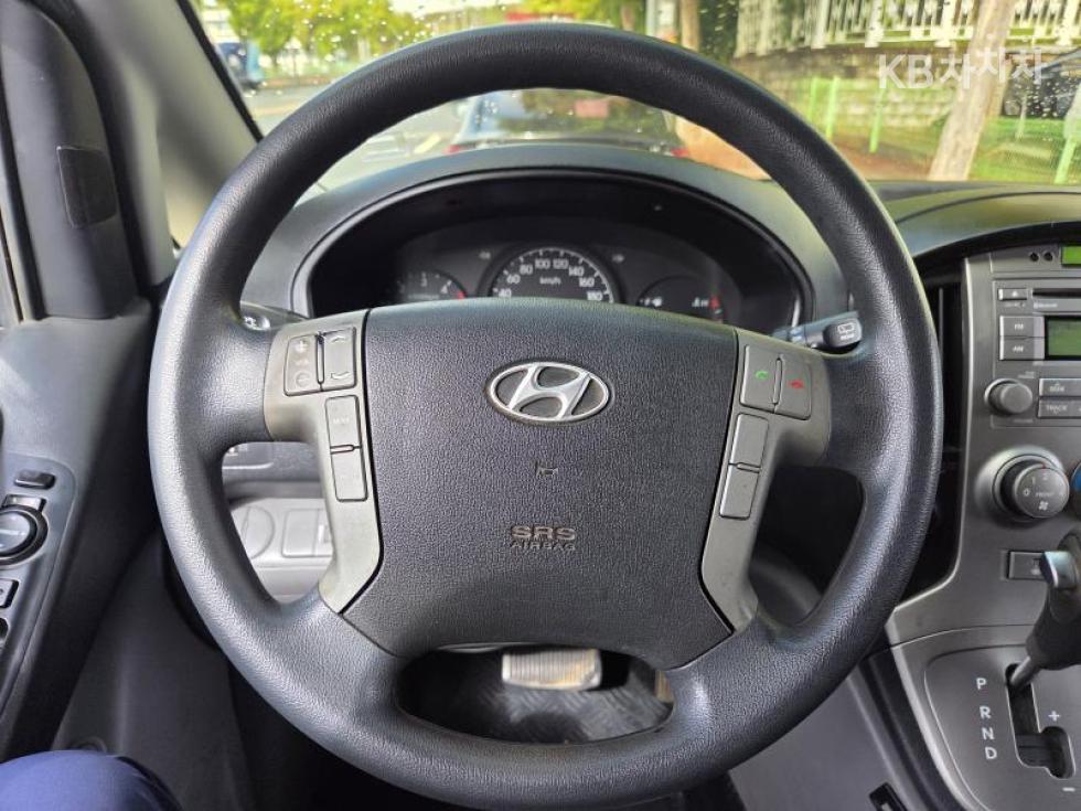 Hyundai Starex — miniaturë 18