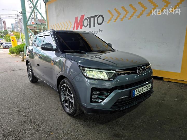 KG Mobility Tivoli BASE MODEL