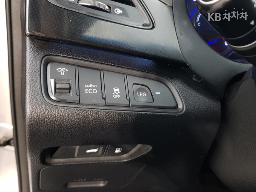 Hyundai Grandeur — miniaturë 11